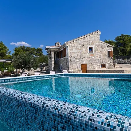 Rudini With Heated Pool * Okrug Gornji