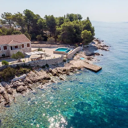 Rudini With Heated Pool Okrug Gornji