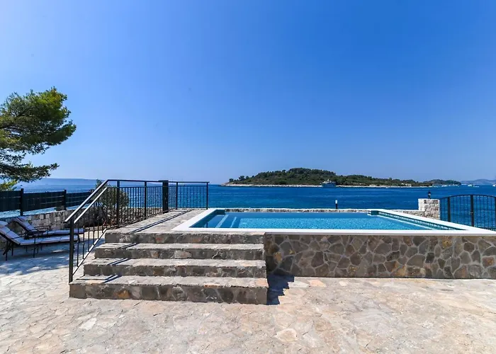 Rudini With Heated Pool *