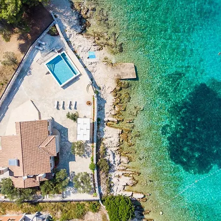 Rudini With Heated Pool