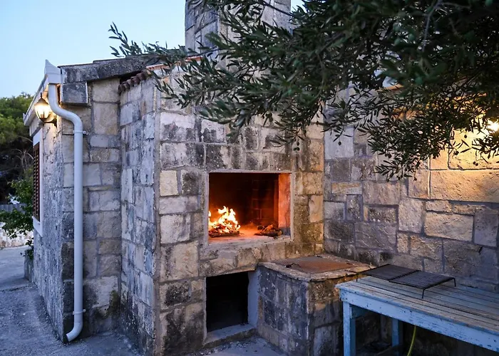 Rudini With Heated Pool *